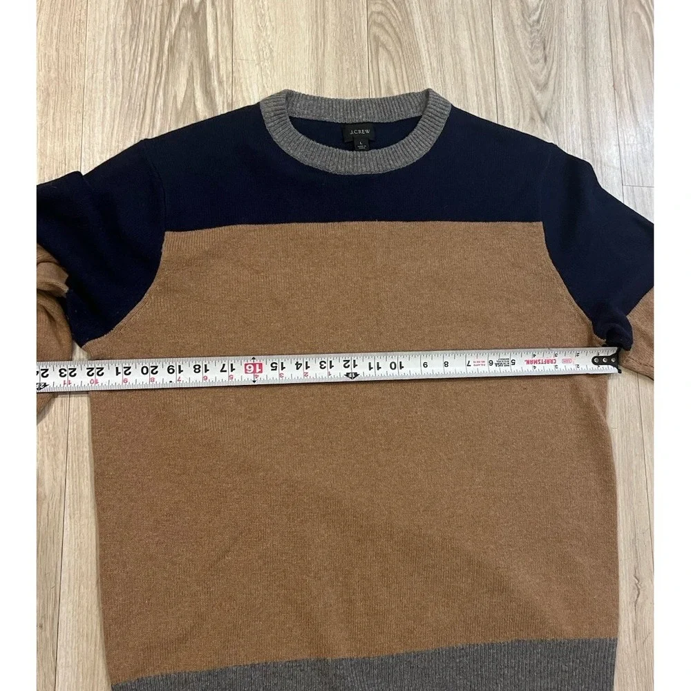 J Crew Sweater Mens 100% Wool Crewneck Tan/Blue/Silver Color-block EUC Large